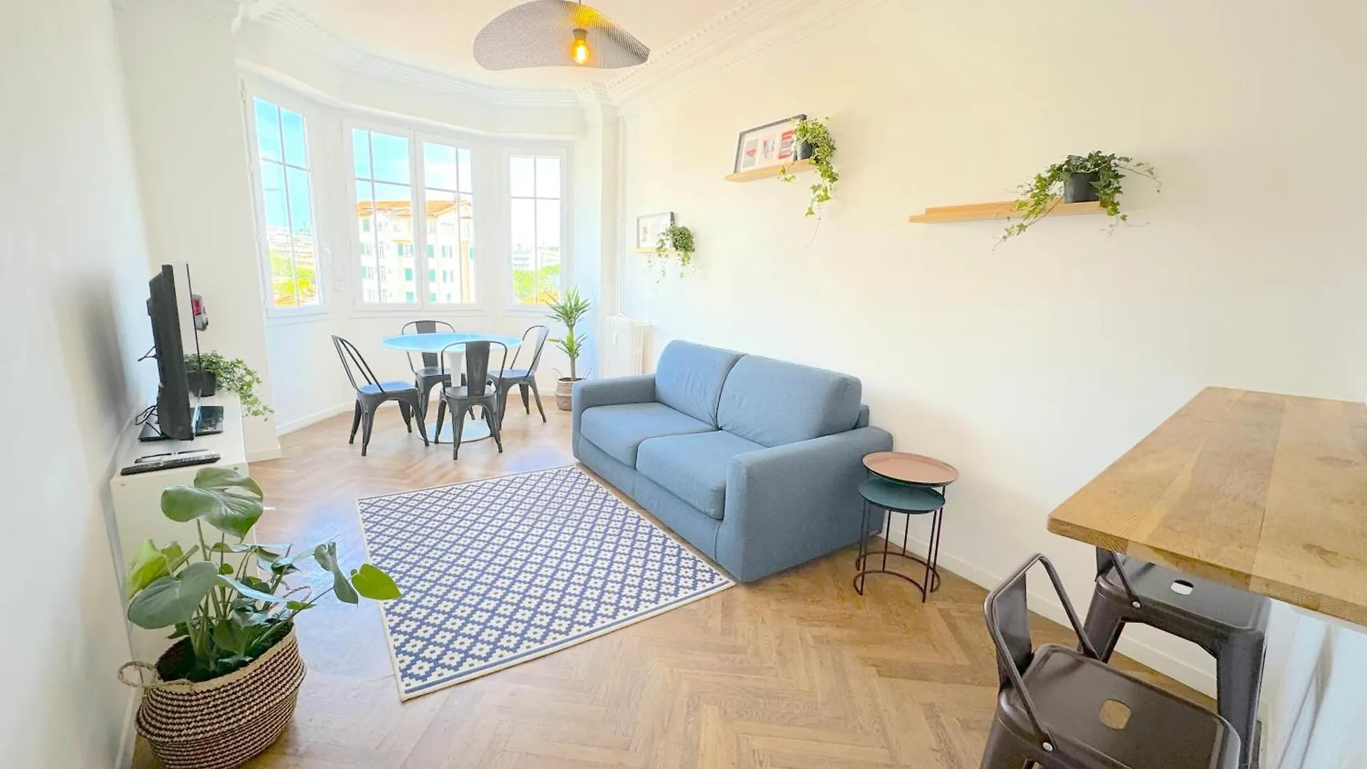 Cosy T2 Juan Les Pins A 4 Min Des Plages Antibes 0*,  Francia